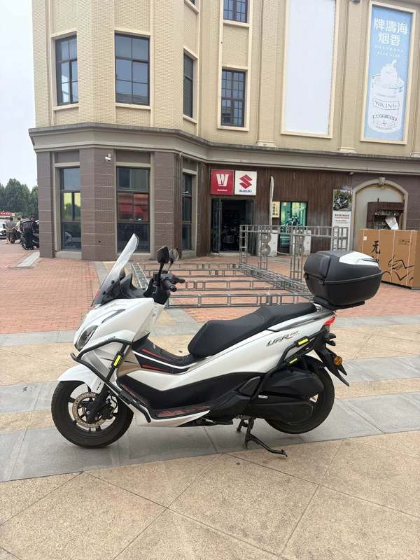 豪爵 UFR150
