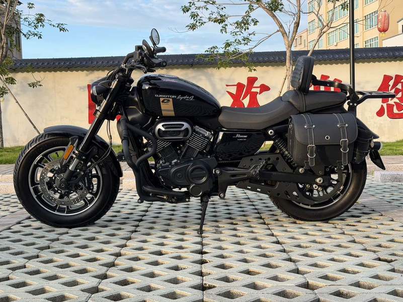 QJMOTOR 闪250