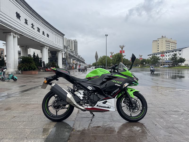 川崎 Ninja 400