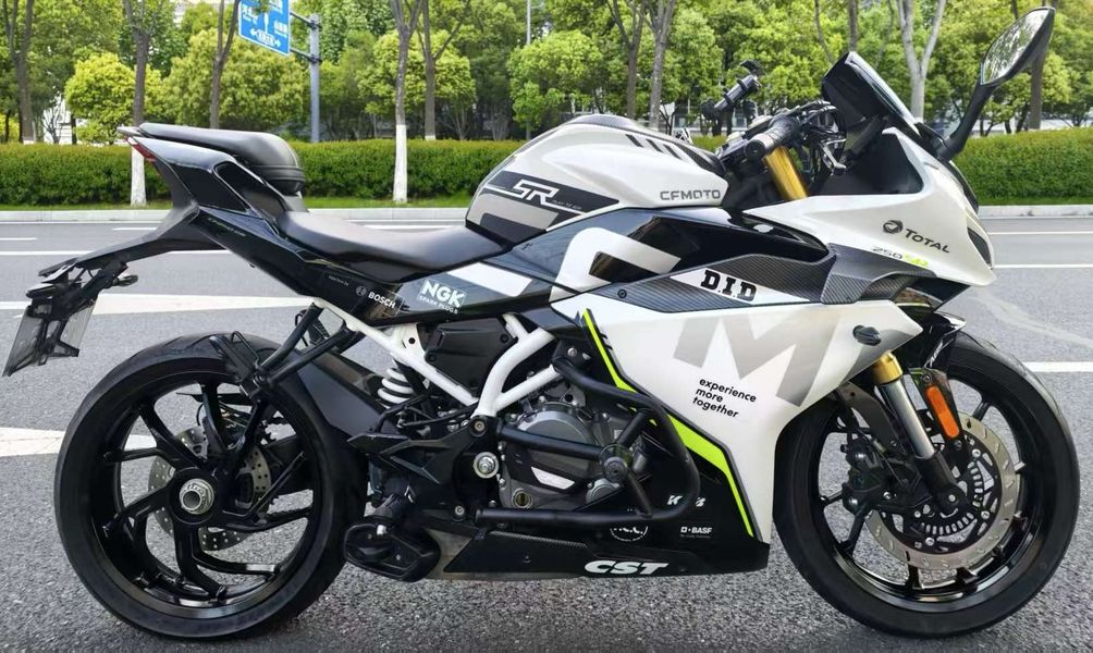 春风 250SR