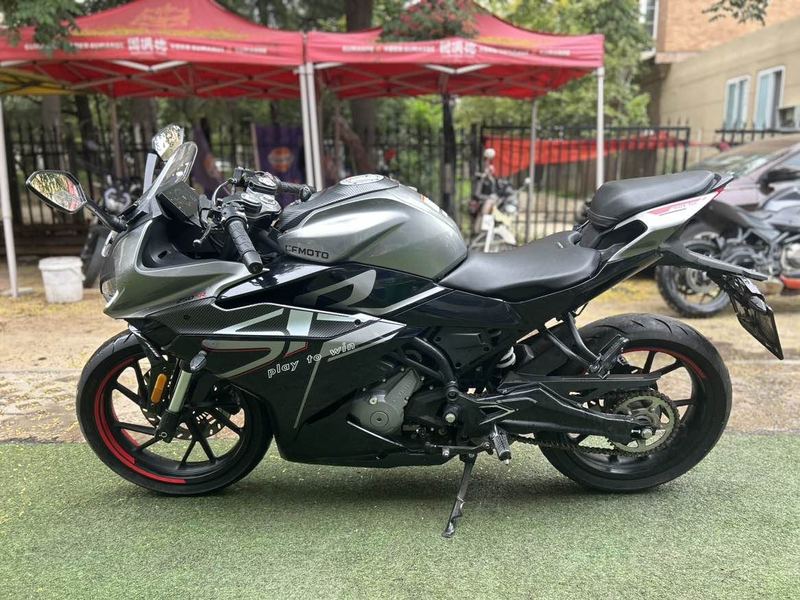 春风 250SR