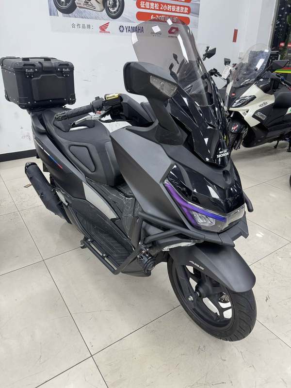 新大洲本田 NS150GX