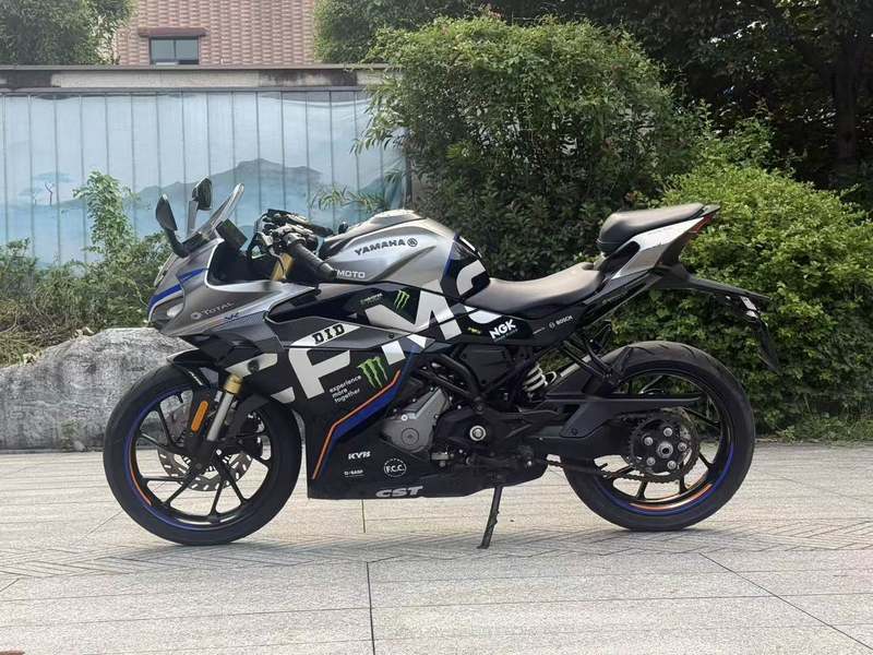 春风 250SR
