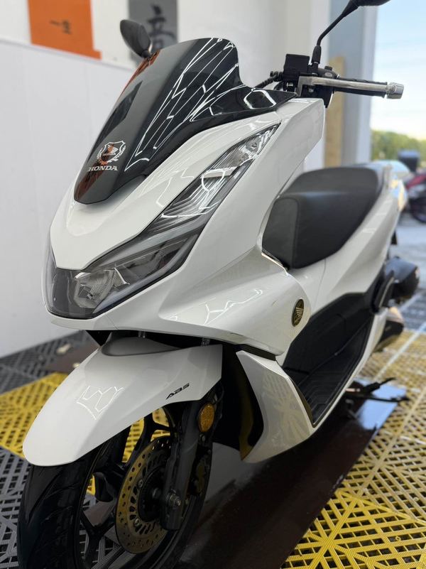 五羊本田 PCX