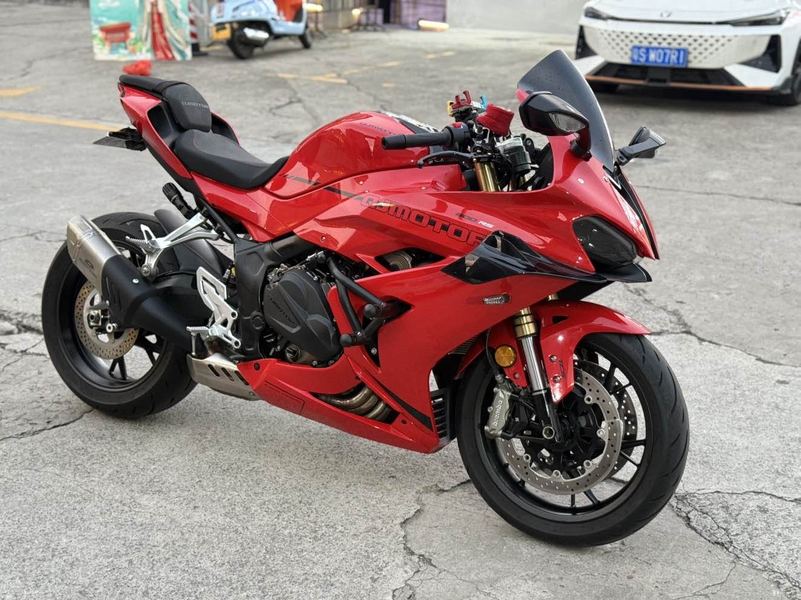 QJMOTOR 赛600