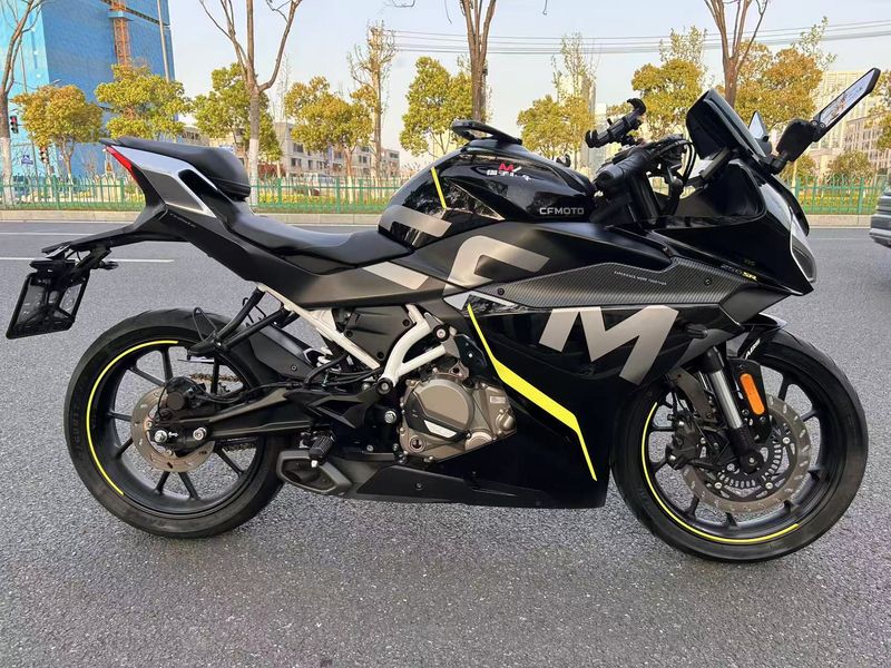 春风 250SR
