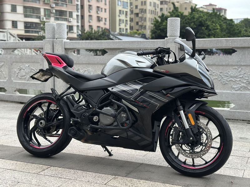 春风 250SR