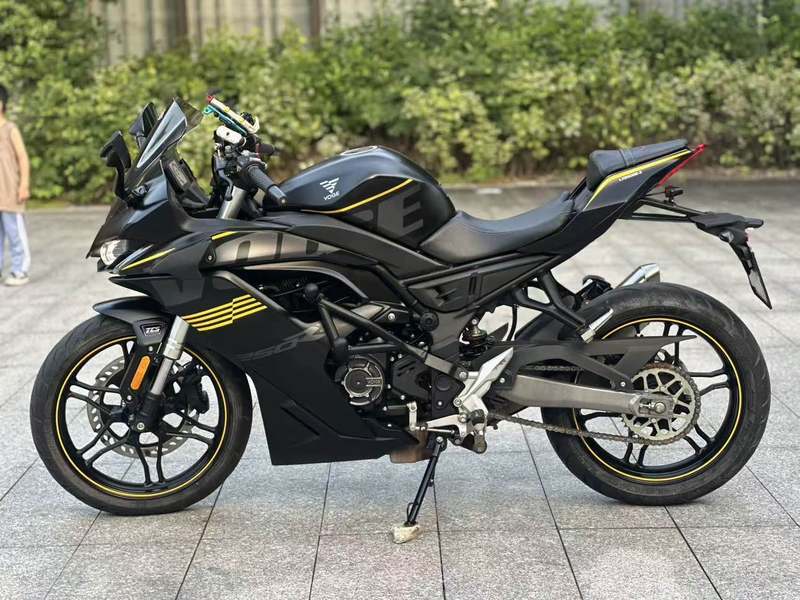 无极 250RR