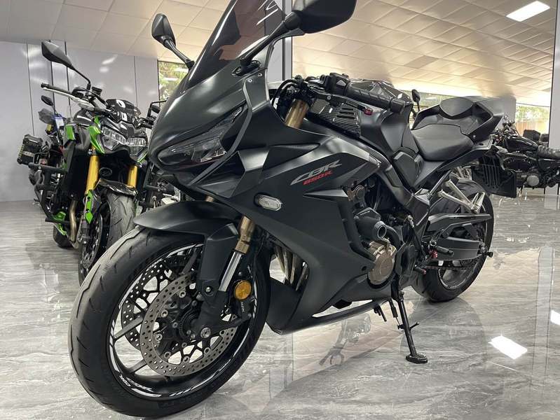 本田DREAMWING CBR650R