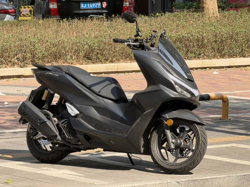 五羊本田 PCX