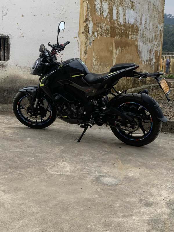 贝纳利 小迅龙 BN150S