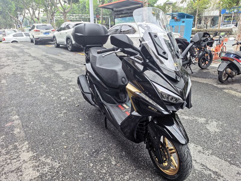 光阳 赛艇 ST250