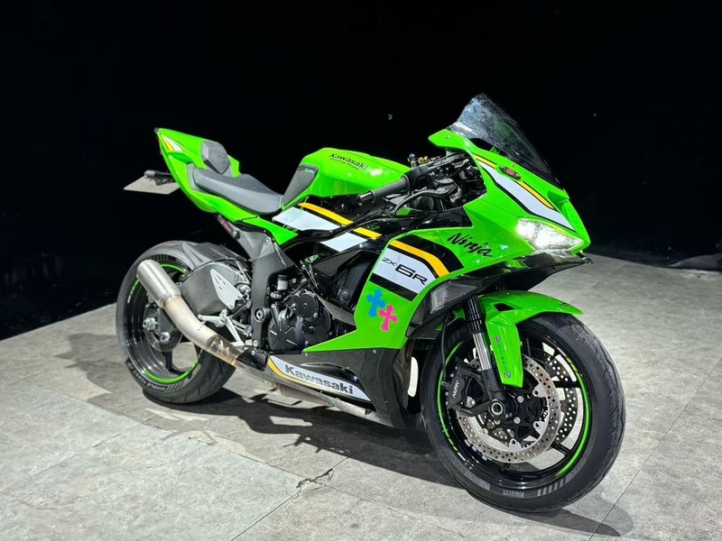 川崎 Ninja ZX-6R 