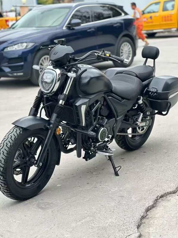 豪爵 TR300