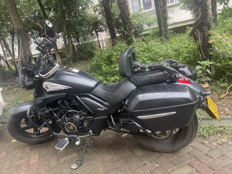 豪爵 TR300