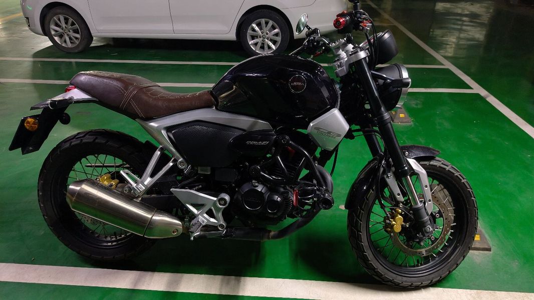 五羊本田 鸷道 CB190SS