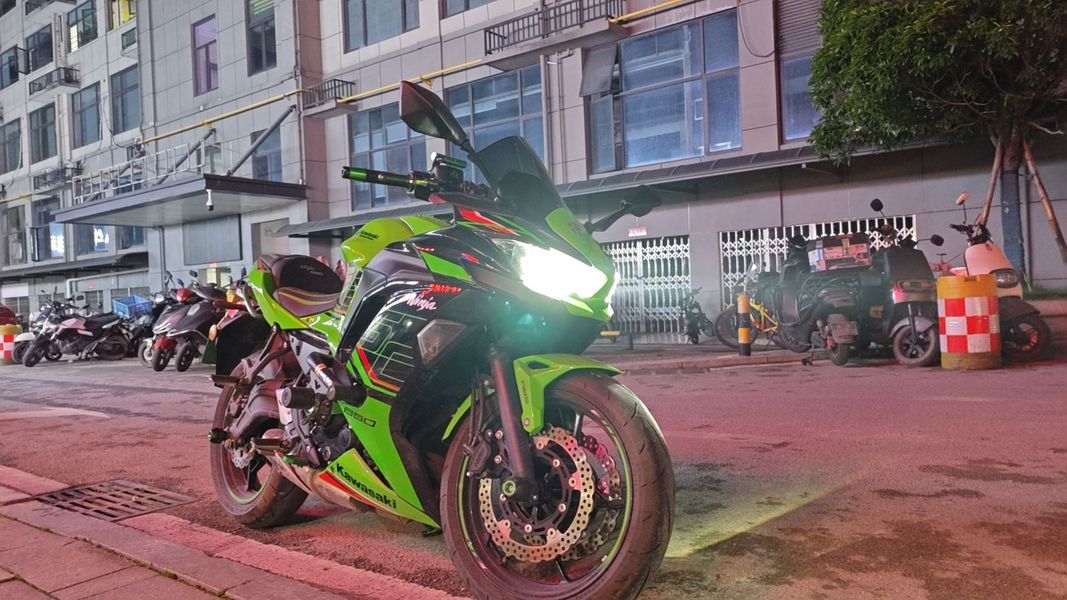 川崎 Ninja 650 