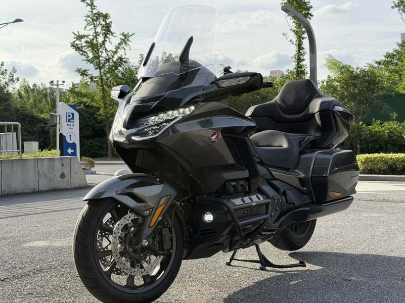 本田DREAMWING Gold Wing GL1800