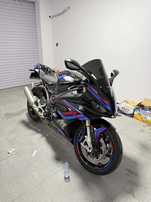宝马 S 1000 RR