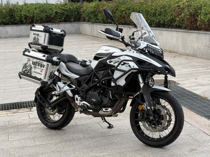 贝纳利 金鹏 TRK502