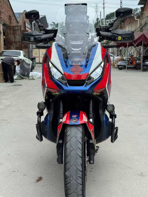 本田DREAMWING X-ADV 750