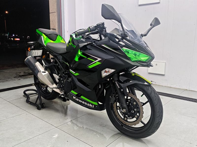 川崎 Ninja 400