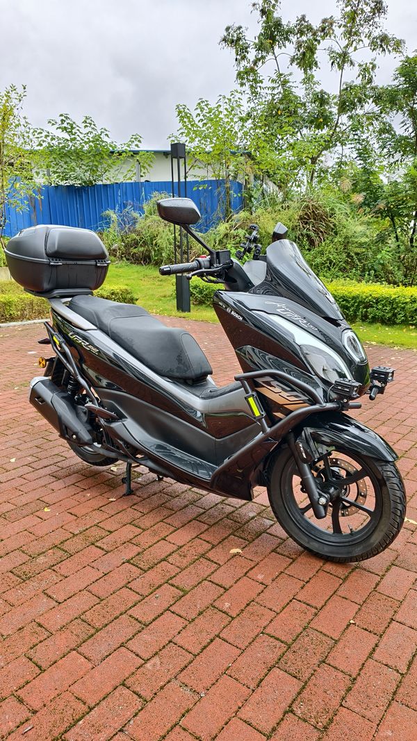 豪爵 UFR150