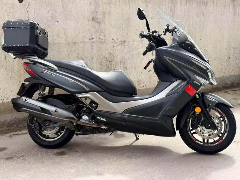 光阳 赛艇 250