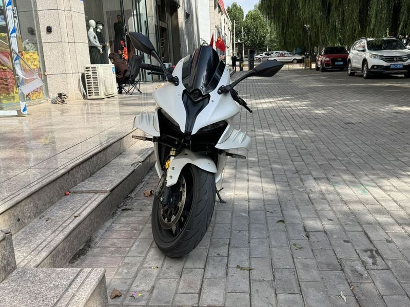 QJMOTOR 赛600