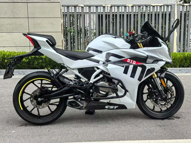 春风 250SR
