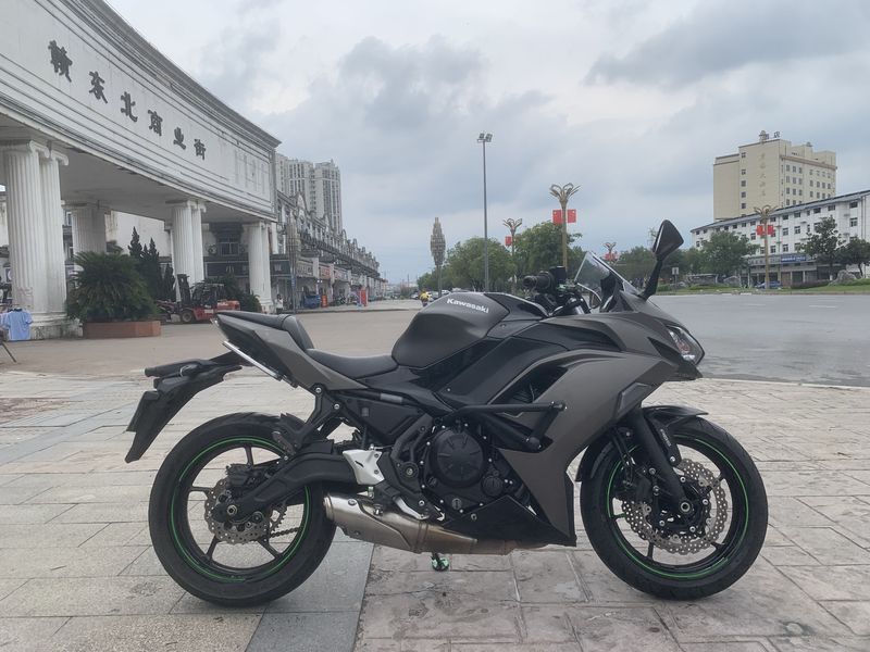 川崎 Ninja 650 