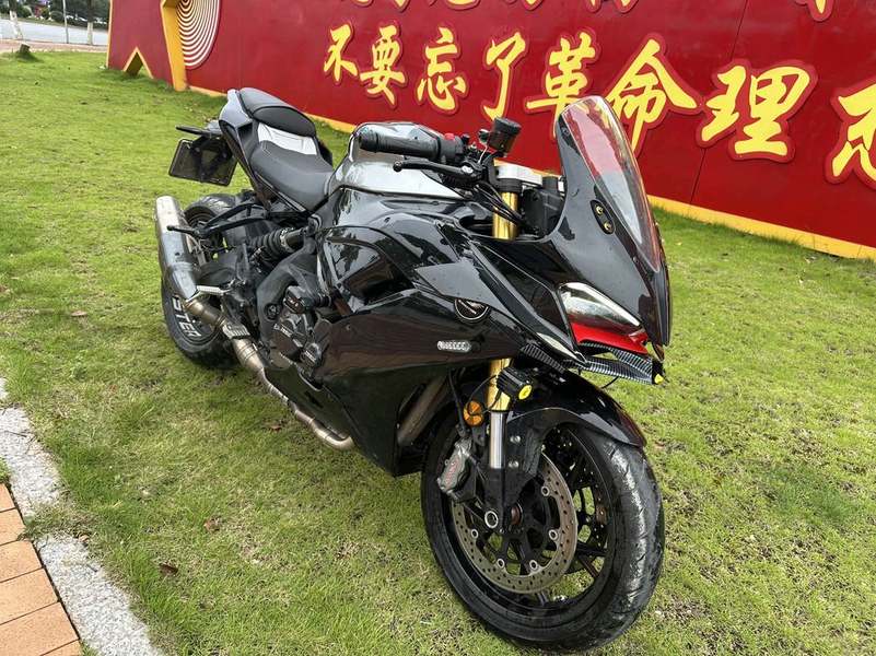 QJMOTOR 赛600