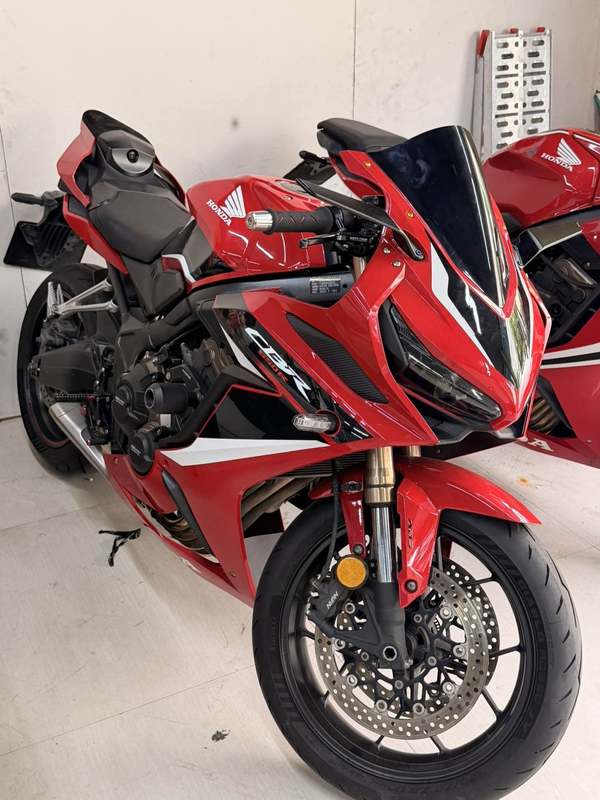 本田DREAMWING CBR650R