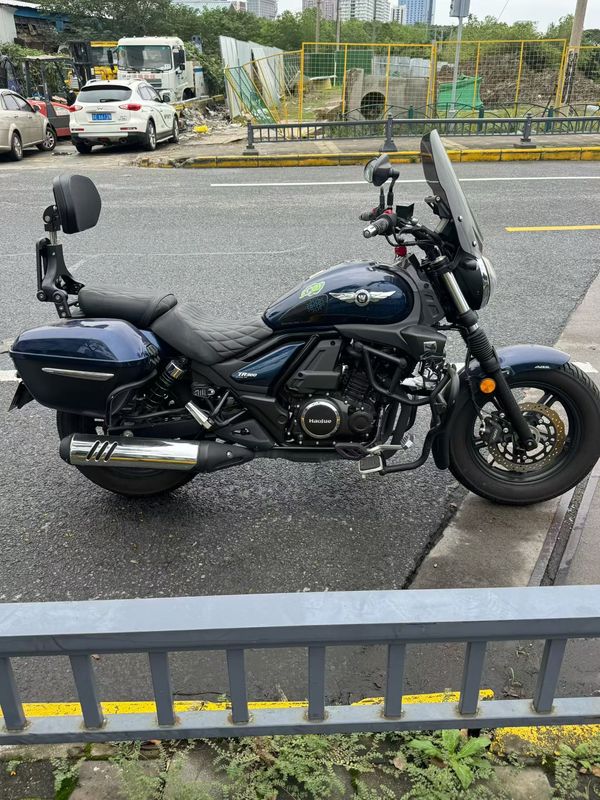 豪爵 TR300