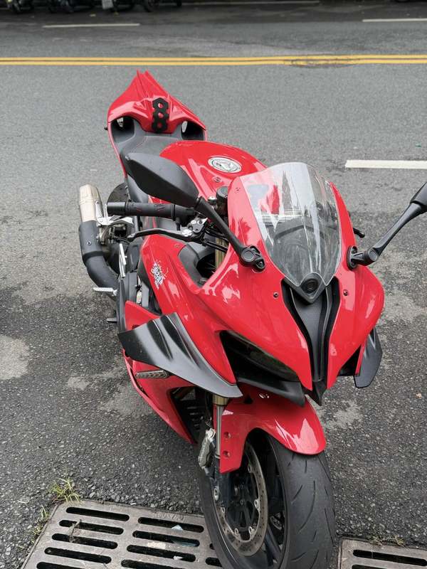 QJMOTOR 赛800