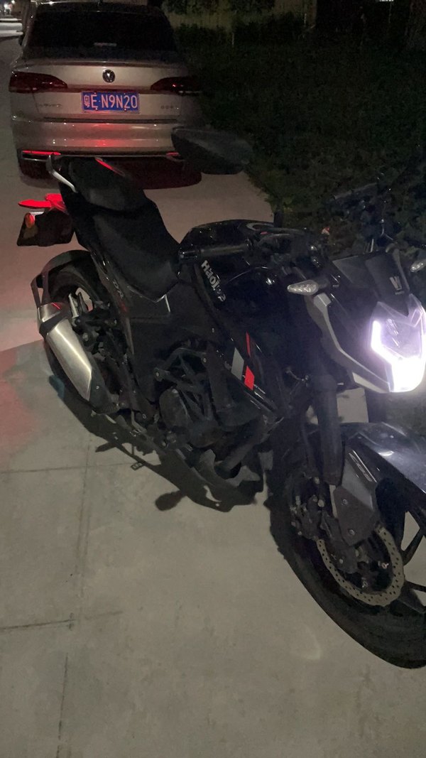 豪爵 DR150