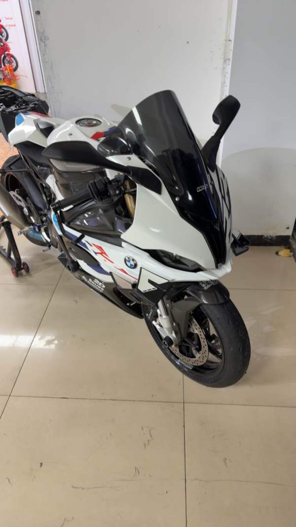 宝马 S 1000 RR