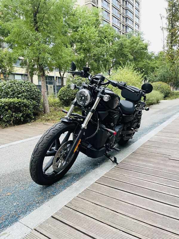 哈雷戴维森 Nightster