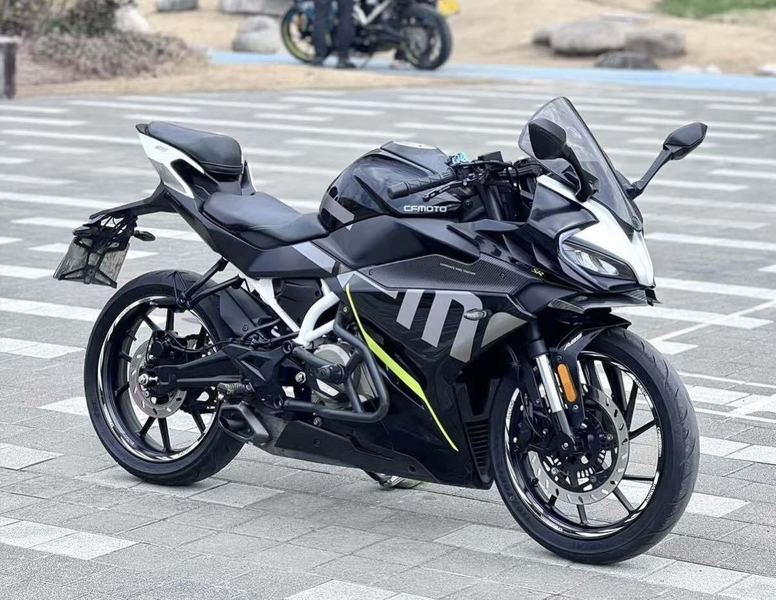 春风 250SR