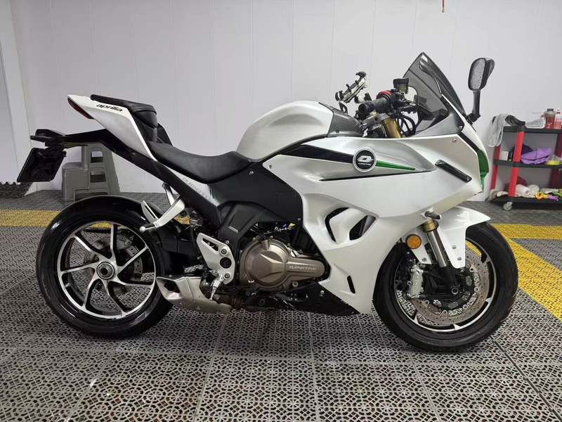QJMOTOR 赛550