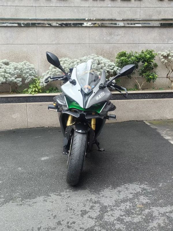 QJMOTOR 赛600