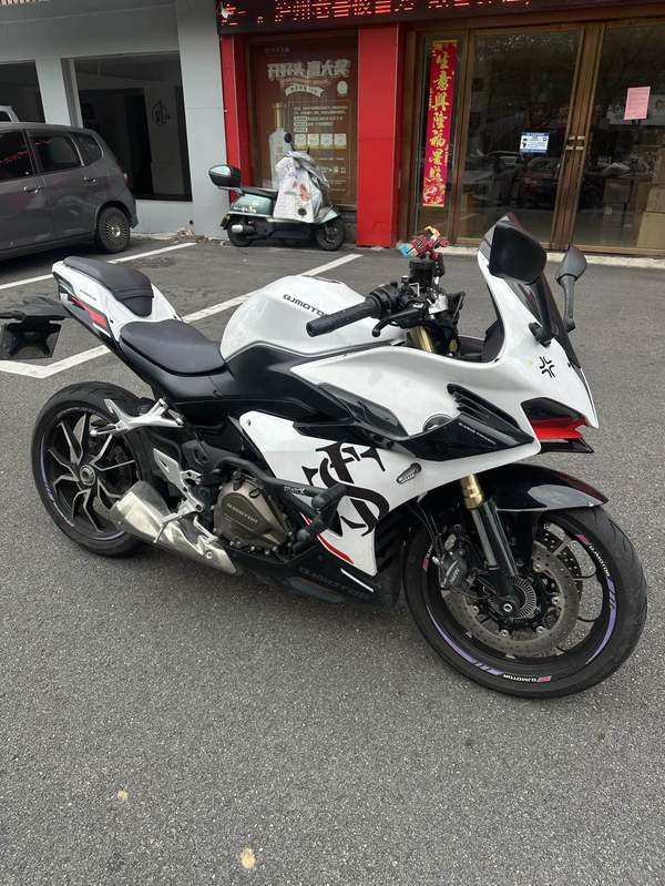 QJMOTOR 赛450