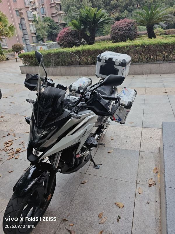 本田DREAMWING NC750X
