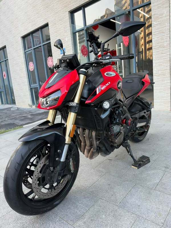 QJMOTOR 追600
