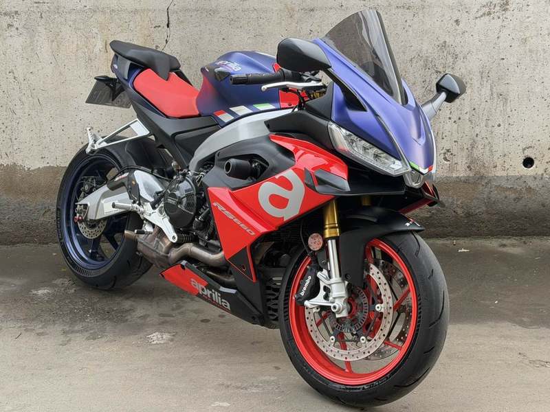 阿普利亚 RS 660 