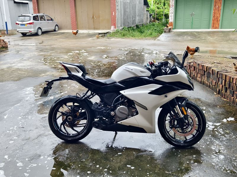 春风 250SR