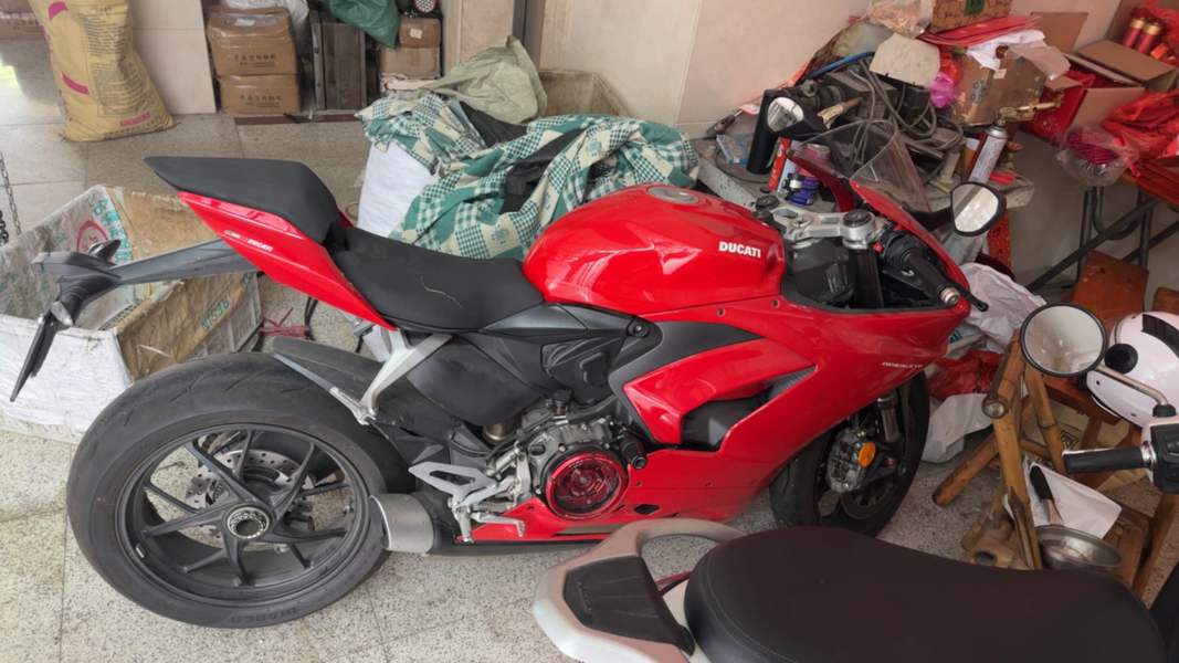 杜卡迪 Panigale V2