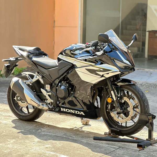 本田WING CBR400R