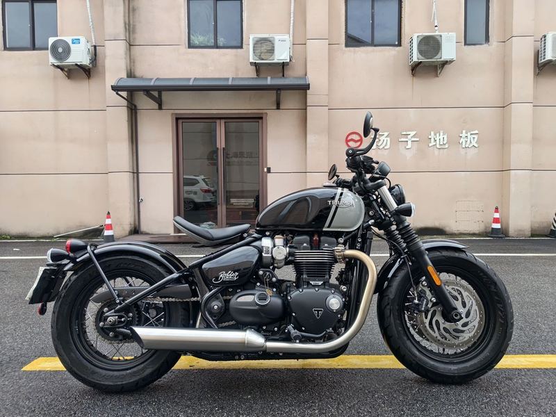 凯旋 Bonneville Bobber