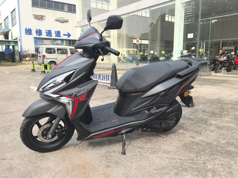 新大洲本田 裂行 RX125Fi